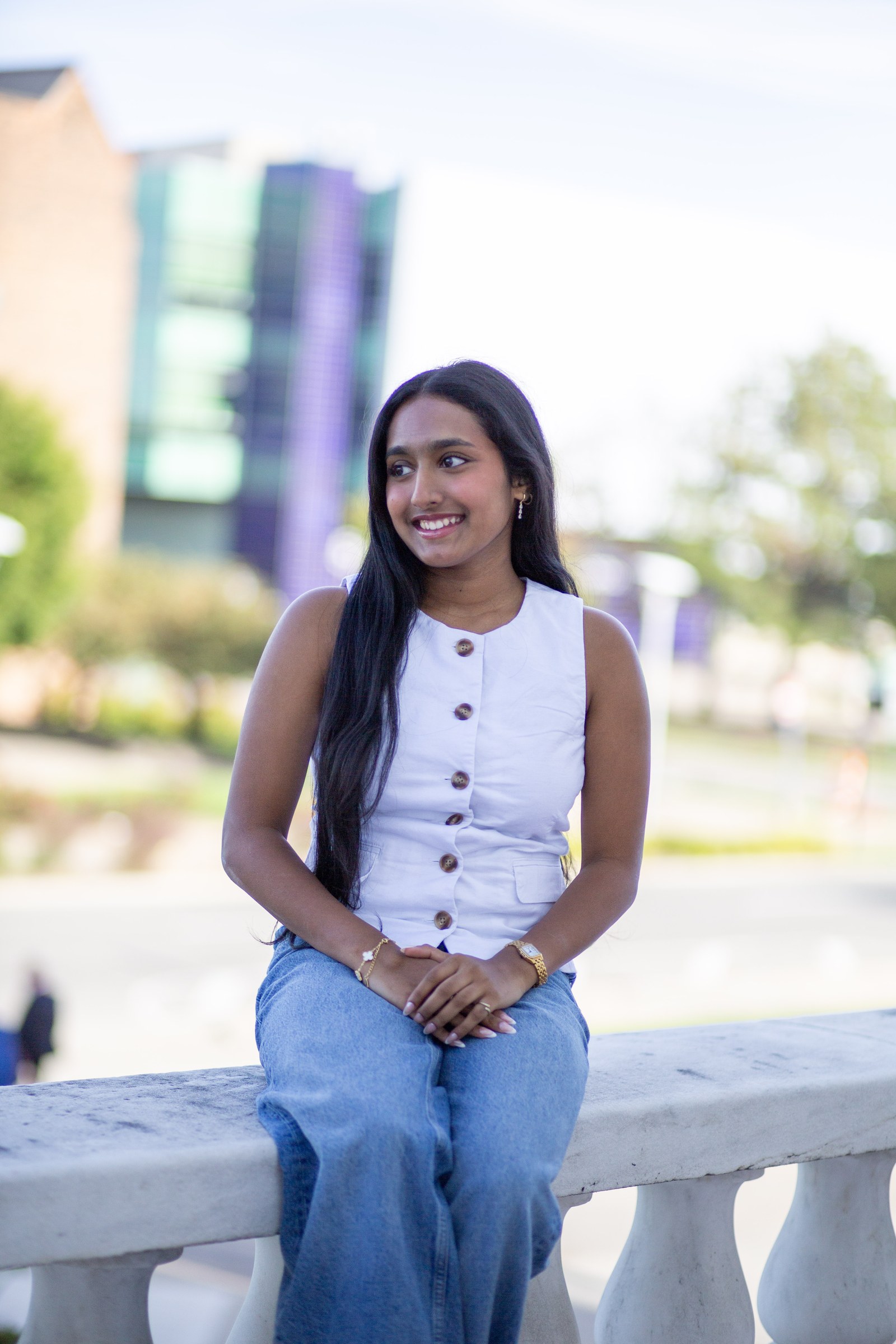 Niveditha Sunil senior portrait 17